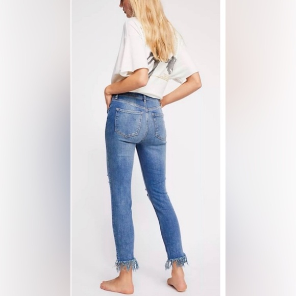 Like New Free People Fringe Ankle Jeans - Picture 8 of 8